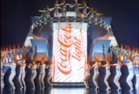 コカ・コーラ　ライト　日本誕生のシーン